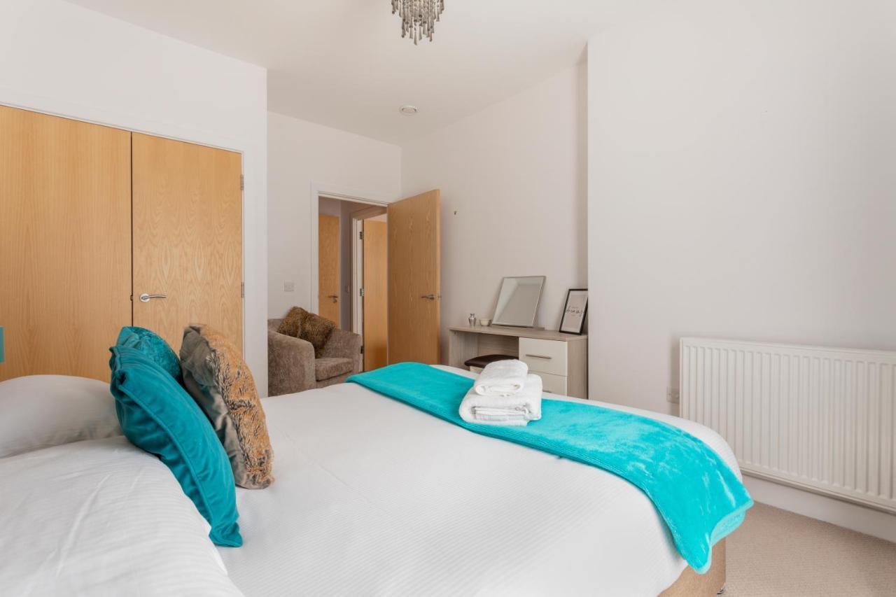 1 Bed Apartment - Redhill Central, Surrey, Gatwick #3 Kültér fotó
