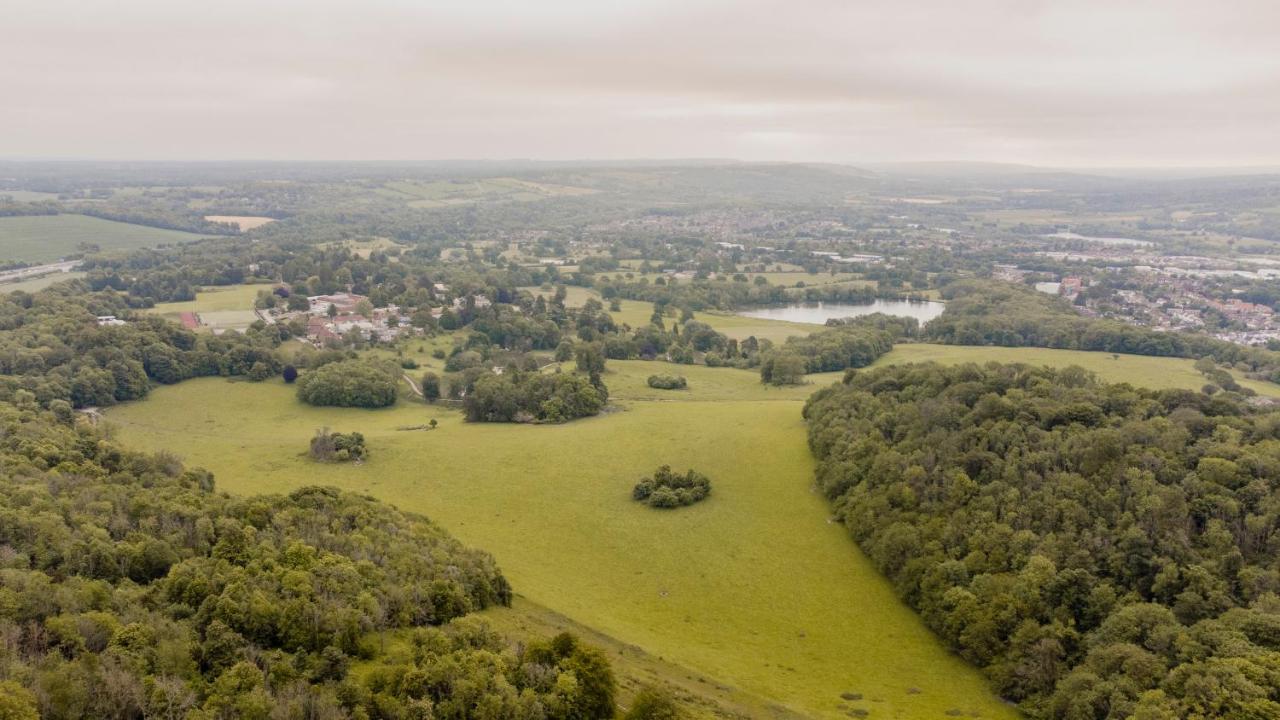 1 Bed Apartment - Redhill Central, Surrey, Gatwick #3 Kültér fotó