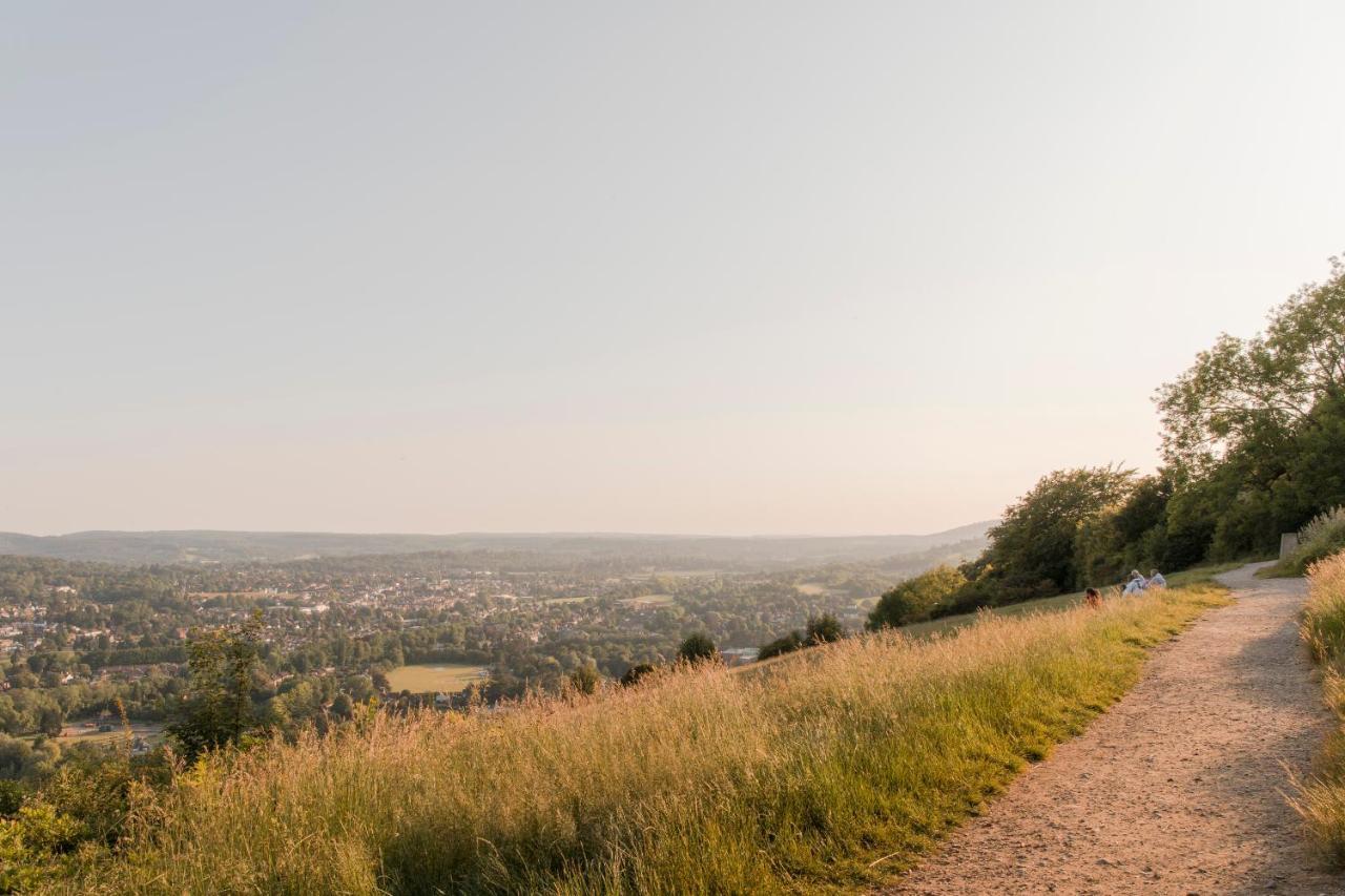 1 Bed Apartment - Redhill Central, Surrey, Gatwick #3 Kültér fotó