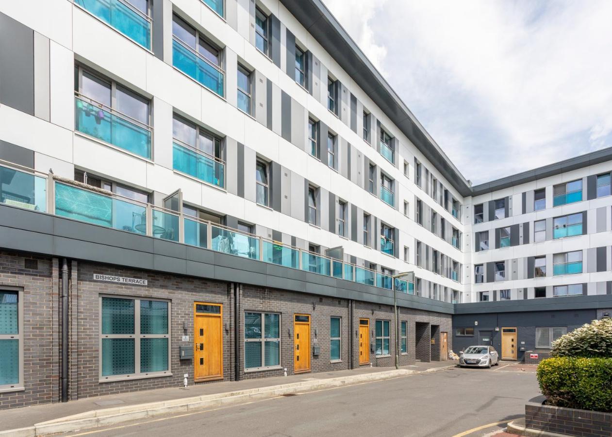 1 Bed Apartment - Redhill Central, Surrey, Gatwick #3 Kültér fotó